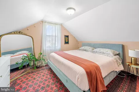Bedroom - 5915 Bertram Ave, Baltimore, MD 21214 photo 5 of 6
