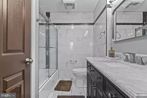 1101 Saint Paul St #710, Baltimore, MD 21202