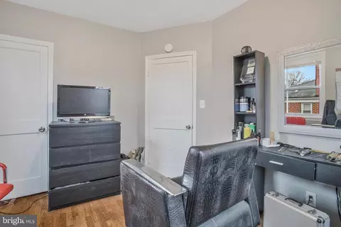 Bedroom - 1123 Gleneagle Rd, Baltimore, MD 21239 photo 4 of 8