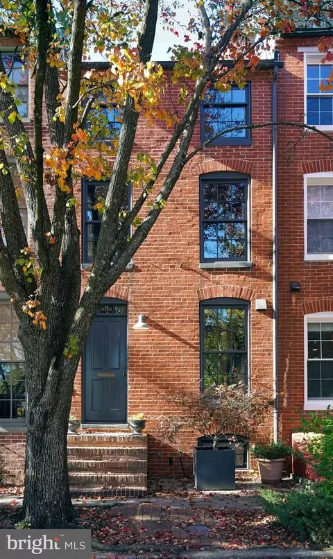 806 Leadenhall St, Baltimore, MD 21230
