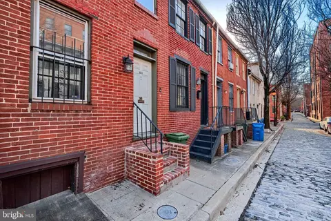 651 Dover St, Baltimore, MD 21230 photo 2