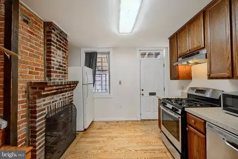 651 Dover St, Baltimore, MD 21230 photo 8
