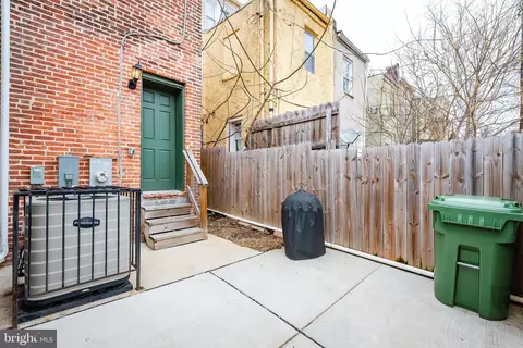 Exterior - 433 E Lanvale St, Baltimore, MD 21202 photo 3 of 4