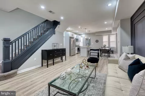 2327 Windsor Ave, Baltimore, MD 21216 photo 3