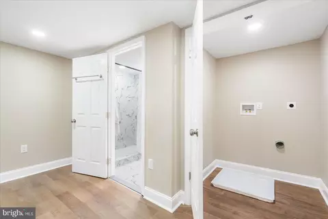 Entry Way - 2501 E Strathmore Ave, Baltimore, MD 21214 photo 3 of 5
