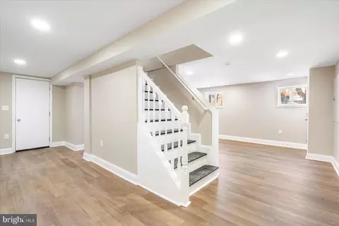 Entry Way - 2501 E Strathmore Ave, Baltimore, MD 21214 photo 2 of 5