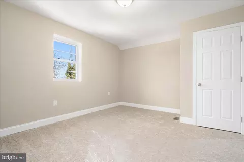 Bedroom - 2501 E Strathmore Ave, Baltimore, MD 21214 photo 2 of 4