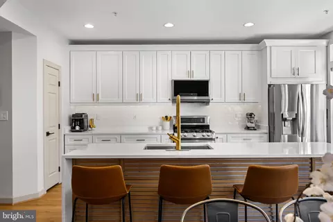 Kitchen - 902 Oldham St, Baltimore, MD 21224 photo 2 of 6