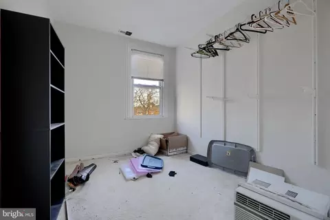 Bedroom - 2132 Park Ave, Baltimore, MD 21217 photo 4 of 5