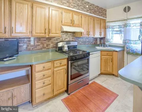 5914 Walther Ave, Baltimore, MD 21206 photo 7