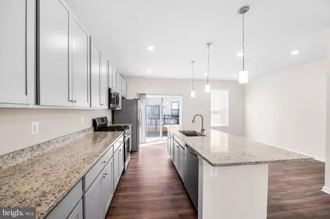 635 S Haven St, Baltimore, MD 21224 photo 8