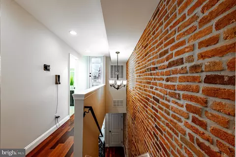Entry Way - 1250 Hull St, Baltimore, MD 21230 photo 6 of 7