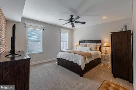 Bedroom - 1250 Hull St, Baltimore, MD 21230 photo 6 of 6