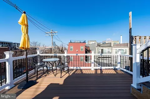 Exterior - 1250 Hull St, Baltimore, MD 21230 photo 7 of 12