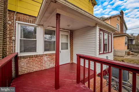 Exterior - 2908 E Cold Spring Ln, Baltimore, MD 21214 photo 3 of 4