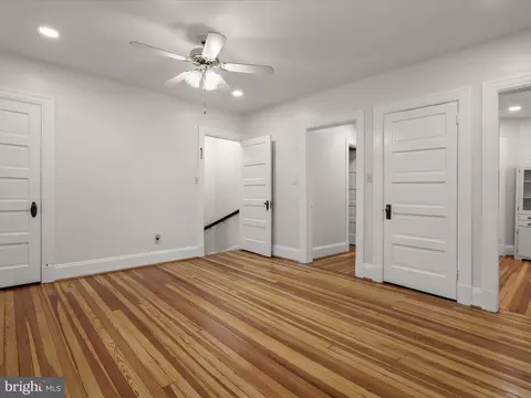 Bedroom - 512 N Chapel Gate Ln, Baltimore, MD 21229 photo 6 of 12