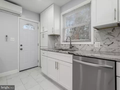 Other - 512 N Chapel Gate Ln, Baltimore, MD 21229 photo 5 of 11
