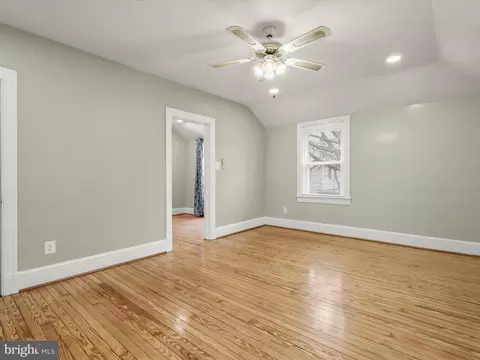 Other - 512 N Chapel Gate Ln, Baltimore, MD 21229 photo 6 of 11