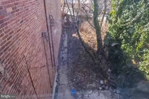 2005 Frederick Ave, Baltimore, MD 21223 photo 23
