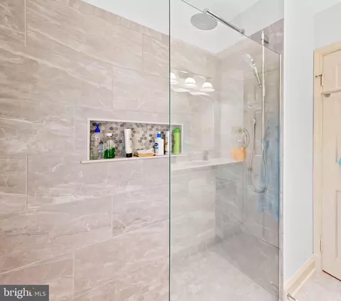 104 Overhill Rd, Baltimore, MD 21210 photo 40
