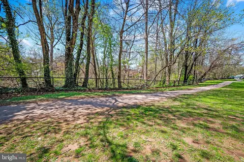 104 Overhill Rd, Baltimore, MD 21210 photo 61