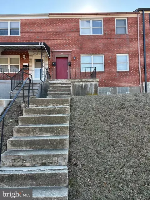 3941 Stokes Dr, Baltimore, MD 21229 photo 1