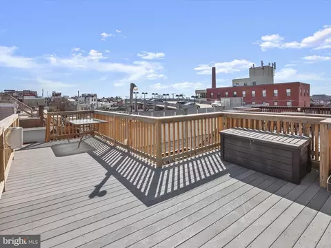 Exterior - 137 E West St, Baltimore, MD 21230 photo 7 of 12