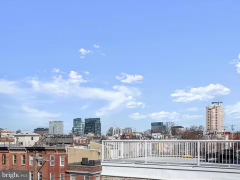 View/Area - 137 E West St, Baltimore, MD 21230 photo 2 of 4