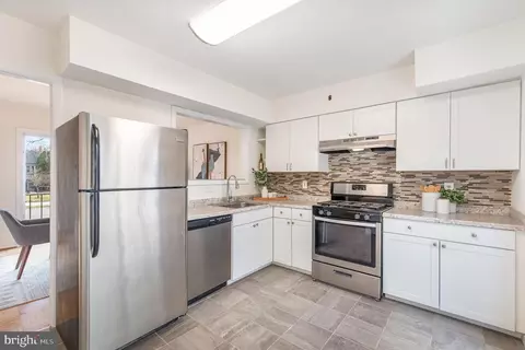 1906 Greenberry Rd, Baltimore, MD 21209 photo 7