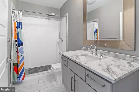 Bath - 3021 Fallstaff Rd #604B, Baltimore, MD 21209 photo 4 of 4