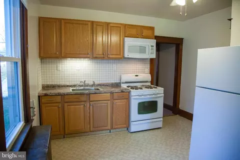 Kitchen - 2805 Evergreen Ave, Baltimore, MD 21214 photo 1 of 3