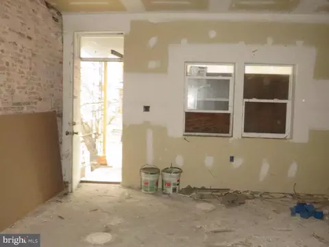 2121 Sidney Ave, Baltimore, MD 21230 photo 5