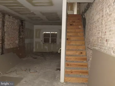 2121 Sidney Ave, Baltimore, MD 21230 photo 3
