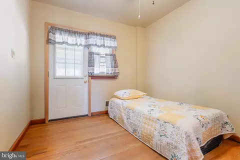 6802 Everall Ave, Baltimore, MD 21206 photo 5