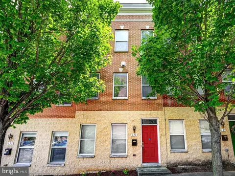 131 N Chester St, Baltimore, MD 21231
