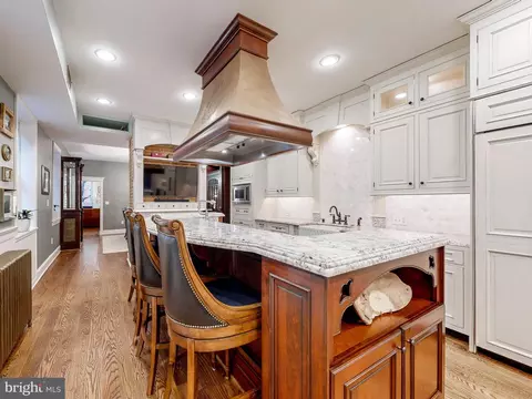 Kitchen - 2212 E Pratt St, Baltimore, MD 21231 photo 8 of 8
