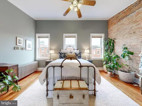 Bedroom - 2212 E Pratt St, Baltimore, MD 21231 photo 5 of 8