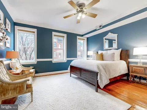 Bedroom - 2212 E Pratt St, Baltimore, MD 21231 photo 4 of 8