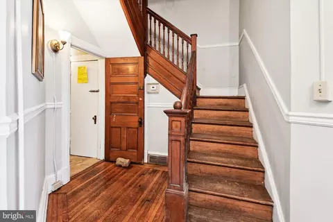 2000 Park Ave, Baltimore, MD 21217 photo 6