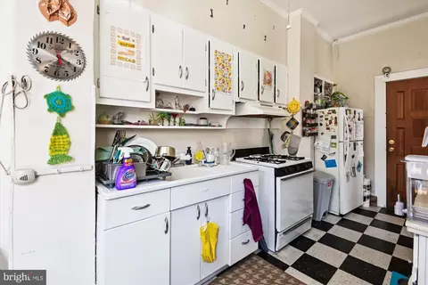 2000 Park Ave, Baltimore, MD 21217 photo 16