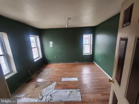 701 Baker St, Baltimore, MD 21217 photo 11