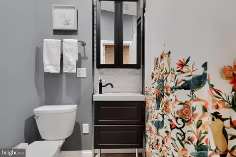 Bath - 7 N Rose St, Baltimore, MD 21224 photo 1 of 4