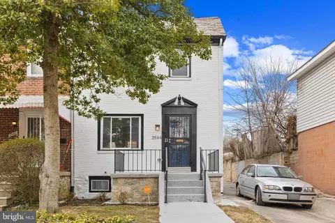 3944 Frisby St, Baltimore, MD 21218