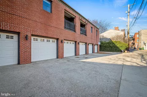 Exterior - 657 Washington Blvd #E, Baltimore, MD 21230 photo 4 of 5