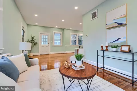 Living - 821 Cedarcroft Rd, Baltimore, MD 21212 photo 1 of 1