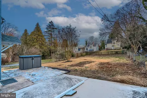 Exterior - 821 Cedarcroft Rd, Baltimore, MD 21212 photo 3 of 6