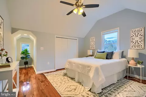 Bedroom - 821 Cedarcroft Rd, Baltimore, MD 21212 photo 7 of 9