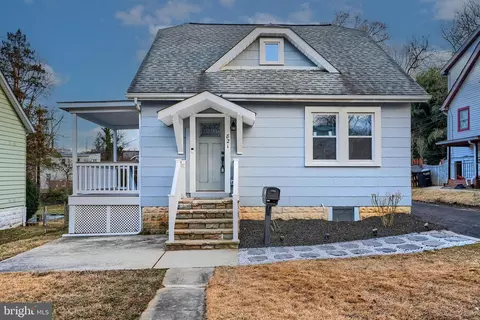 821 Cedarcroft Rd, Baltimore, MD 21212