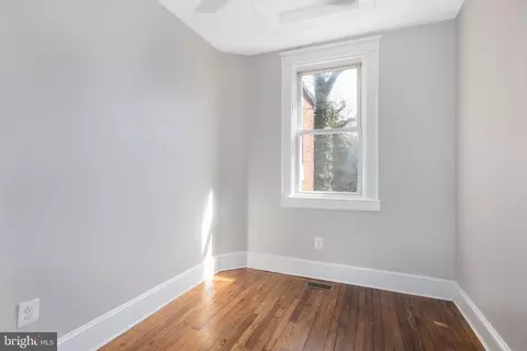 3933 Greenmount Ave, Baltimore, MD 21218 photo 23