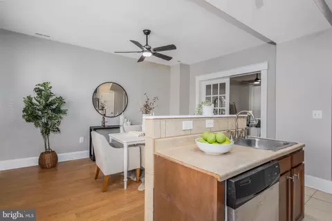 3933 Greenmount Ave, Baltimore, MD 21218 photo 16